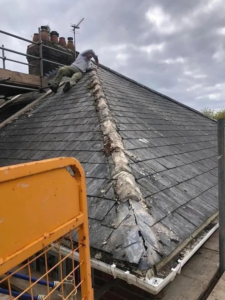 Slate roof ridge and chimney repair in Bude